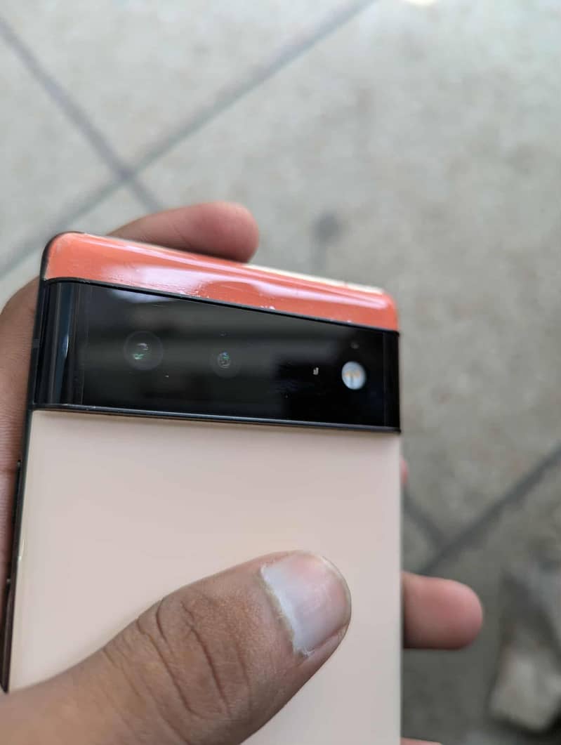 Google Pixel 6 4