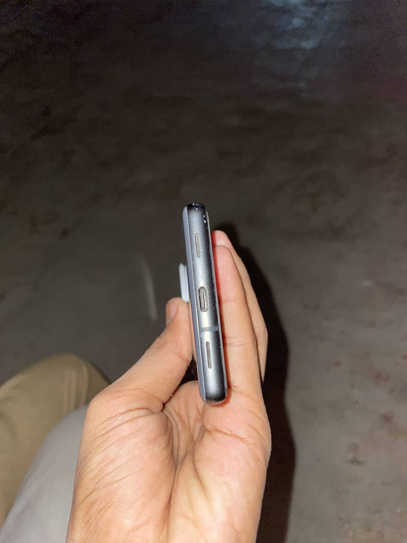 Google Pixel 7a 3