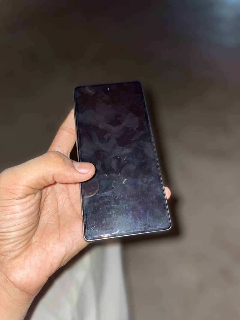 Google Pixel 7a 5