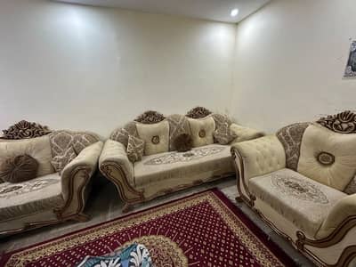 Luxury Chesterfield-Style 3-Piece Sofa Set for Sale