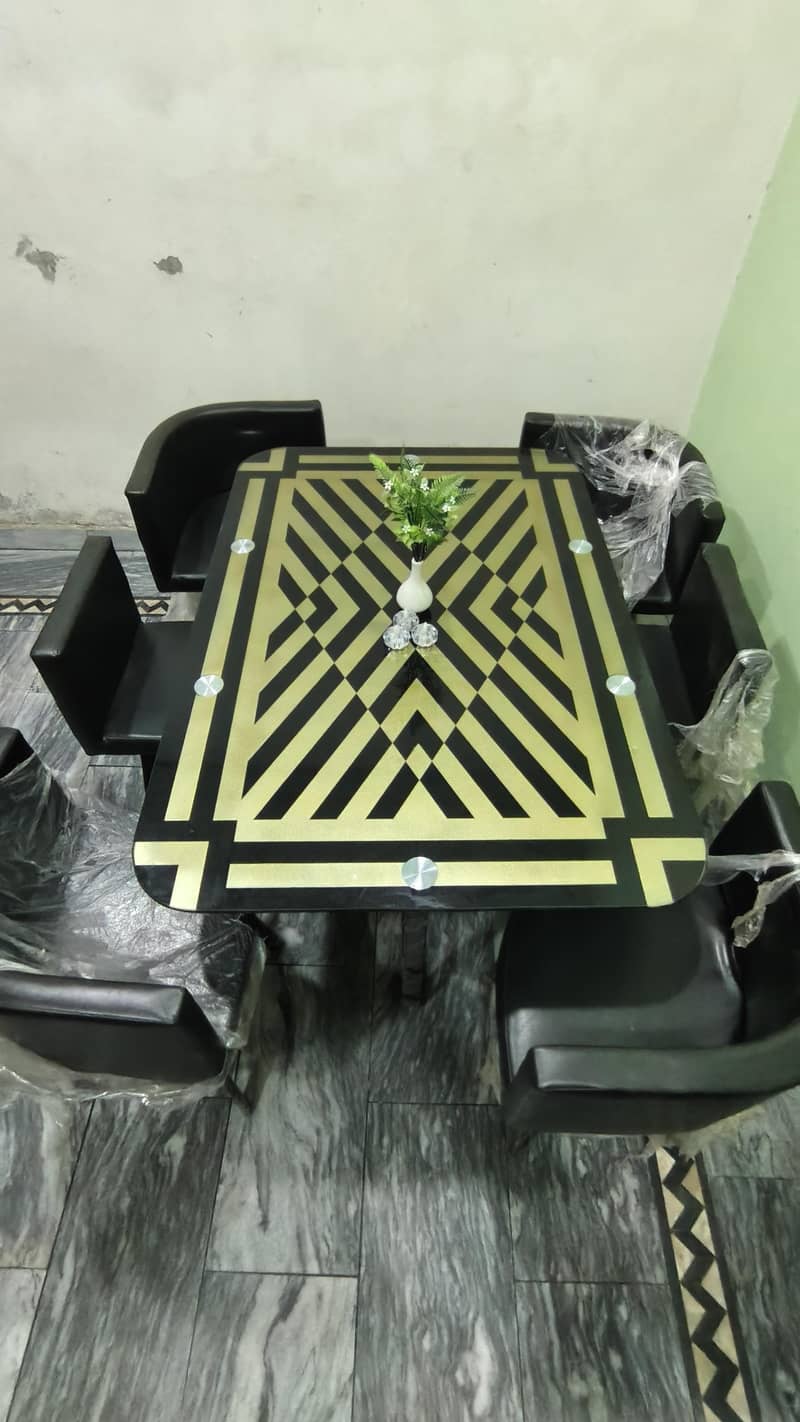 daining table 0
