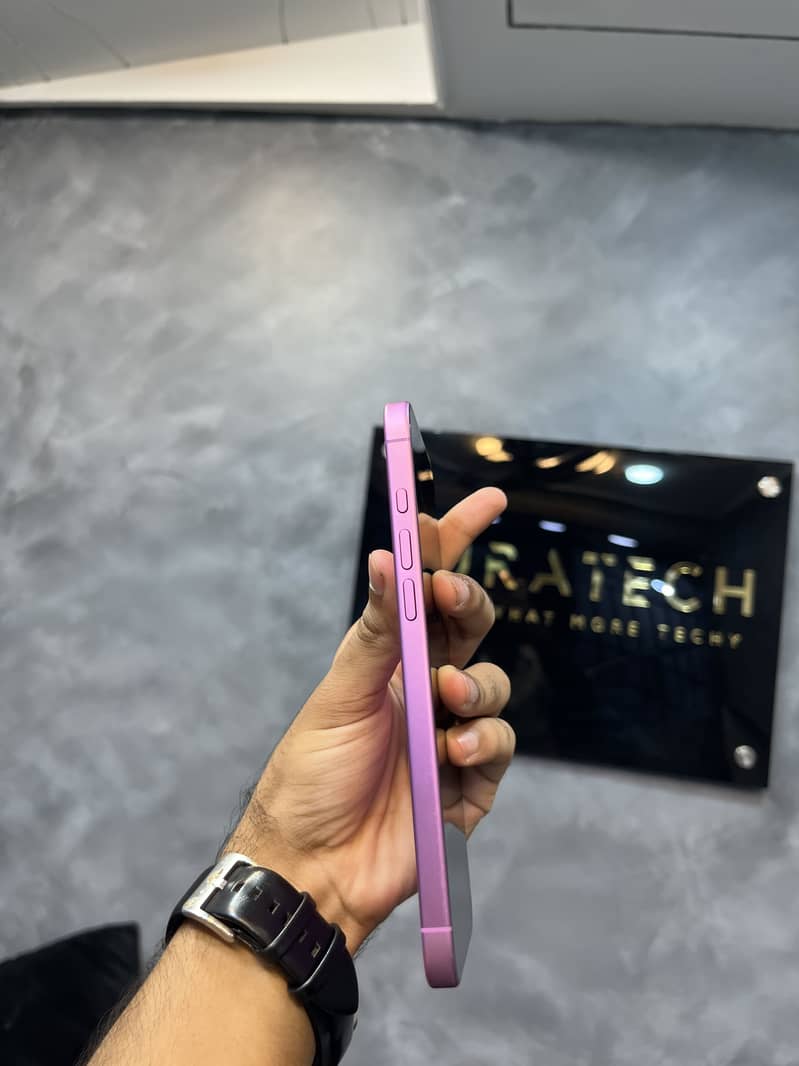 IPHONE 16 PLUS 2