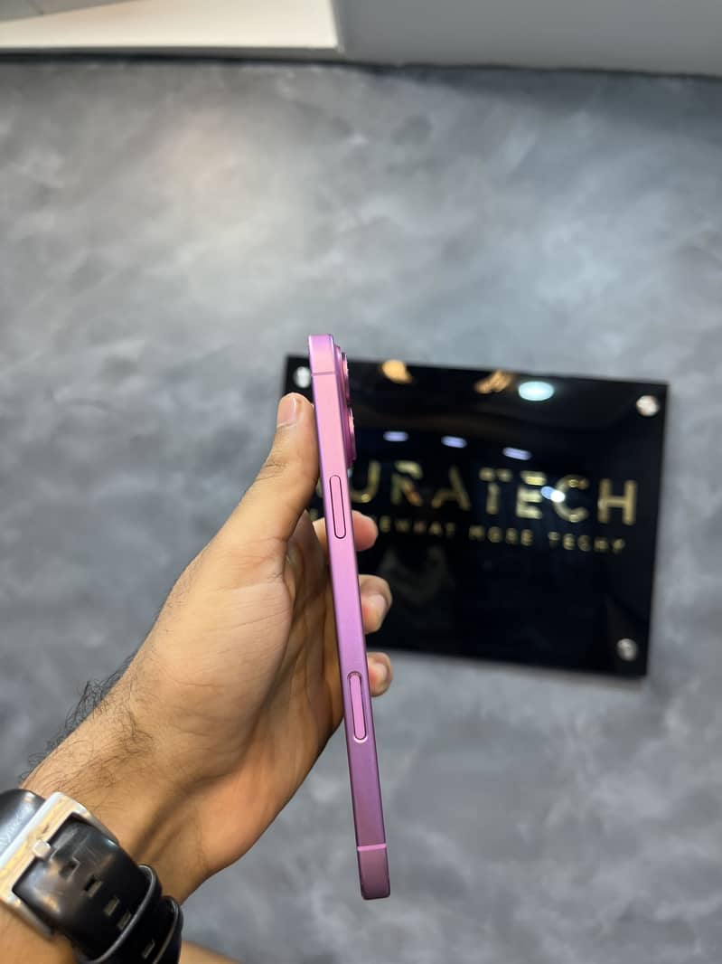IPHONE 16 PLUS 3