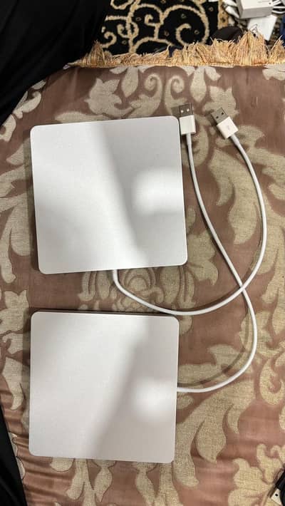 Apple USB Superdrive CD DVD External Drive (1 piece) Brand New