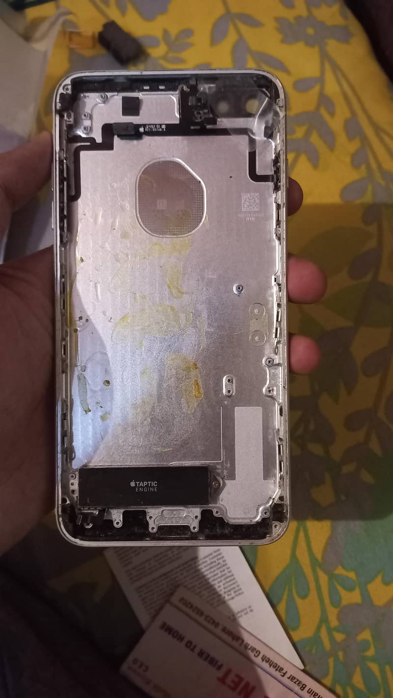 Apple iPhone 7 Plus 3