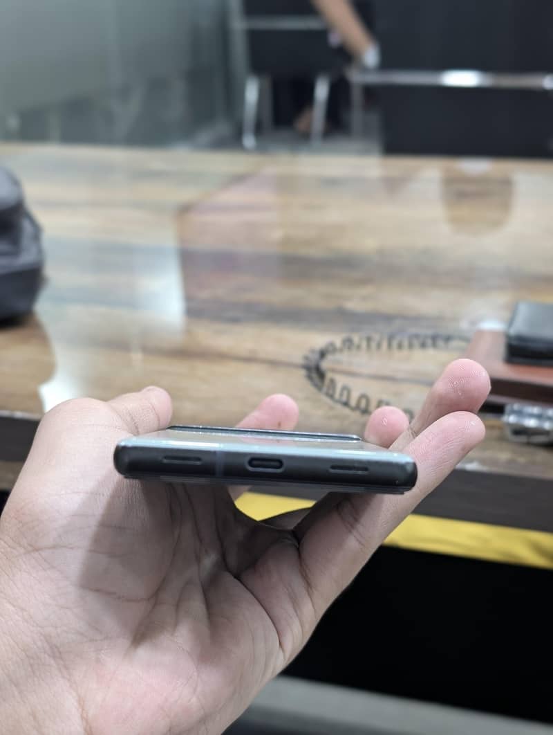 Google Pixel 6a 1
