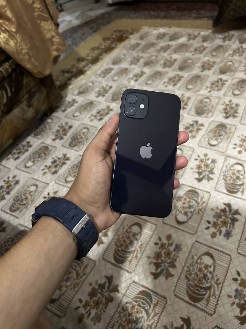 Apple iPhone 12 5