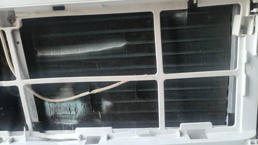Container Ac