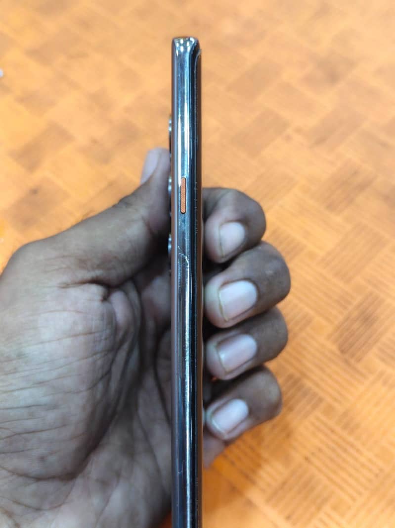 Tecno CAMON 40 Pro 2
