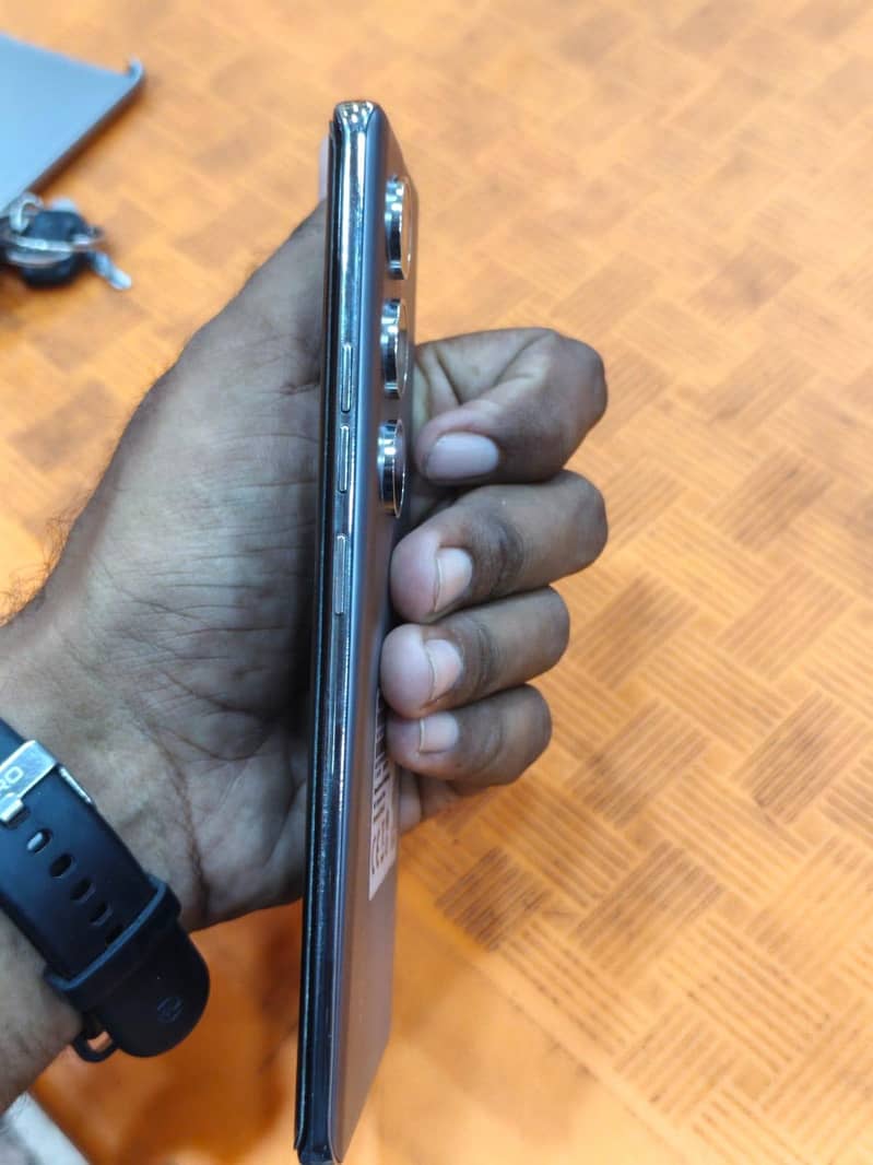 Tecno CAMON 40 Pro 5