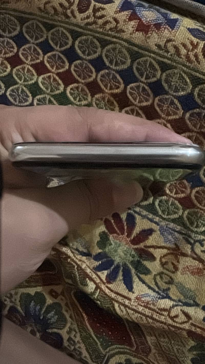 Apple iPhone X 5
