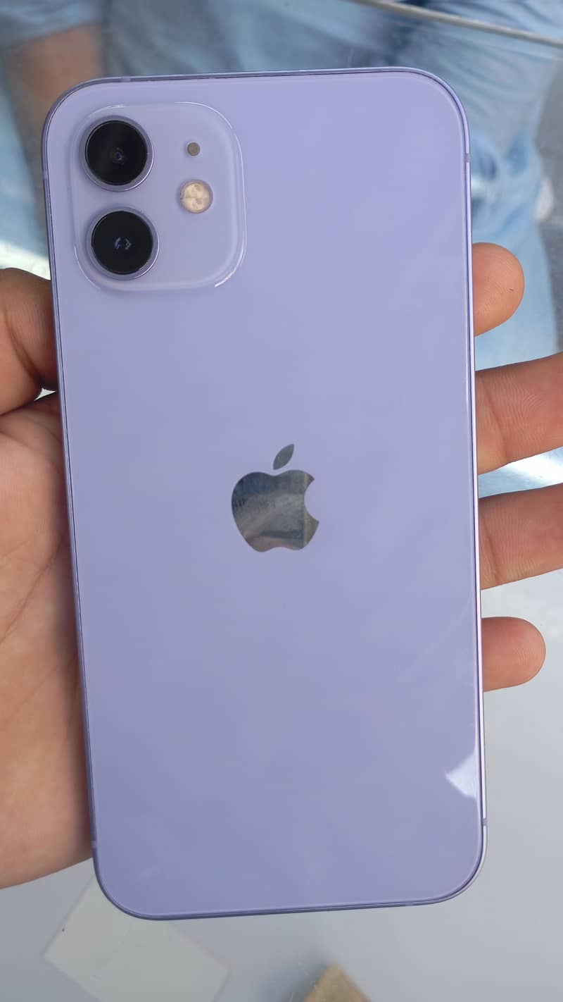 Apple iPhone 12 0