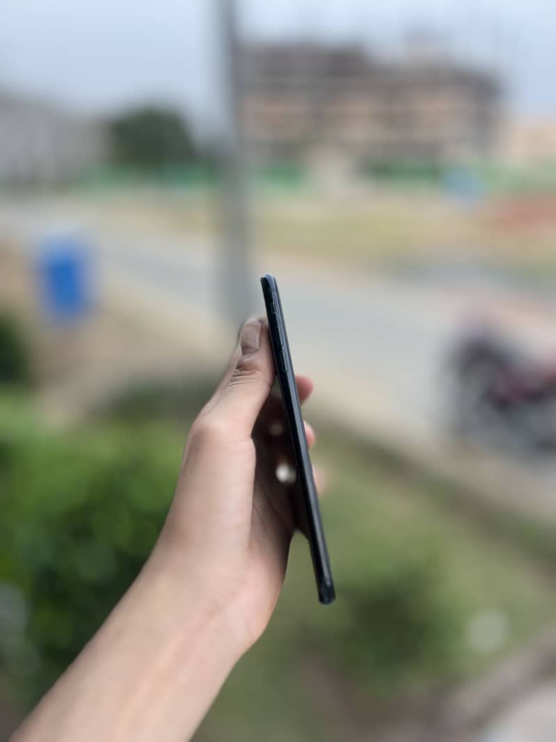Apple iPhone 7 Plus 3