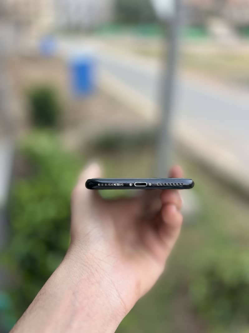 Apple iPhone 7 Plus 4