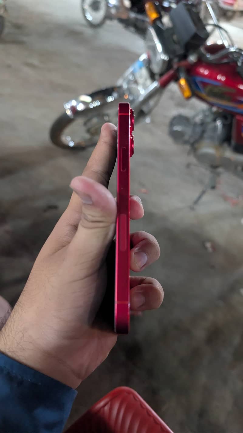 iPhone 14 plus 2