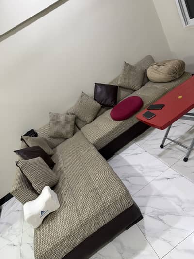 L Shape Sofa Set with Cushions 6 seater expect excellent condition