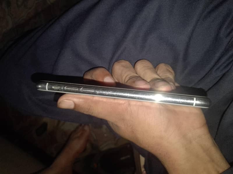 Apple iPhone X 2