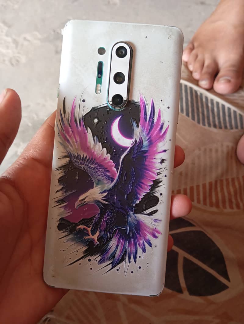 One Plus 8 Pro 0