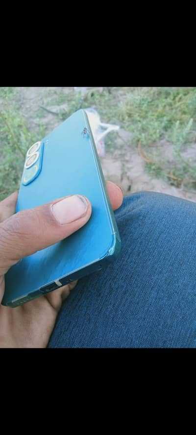 Vivo Y200 10/9 condition