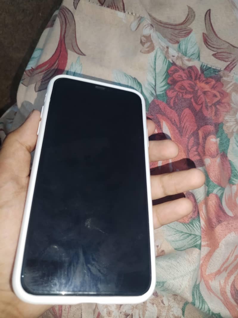 iphone 11 pro max 1