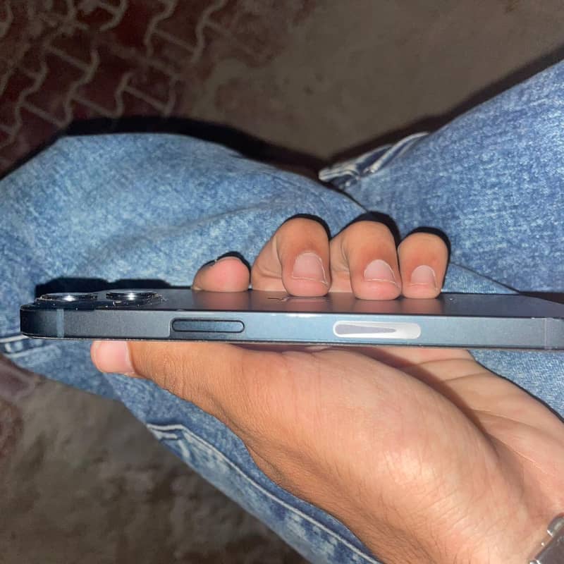 Iphone 13 2