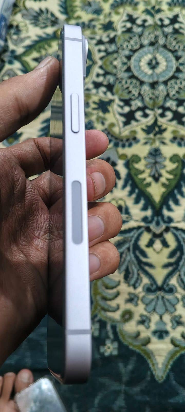 Apple iPhone 14 4