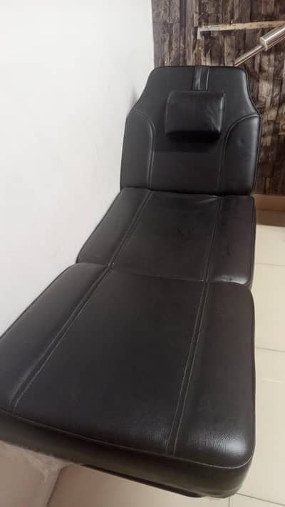 facial bed