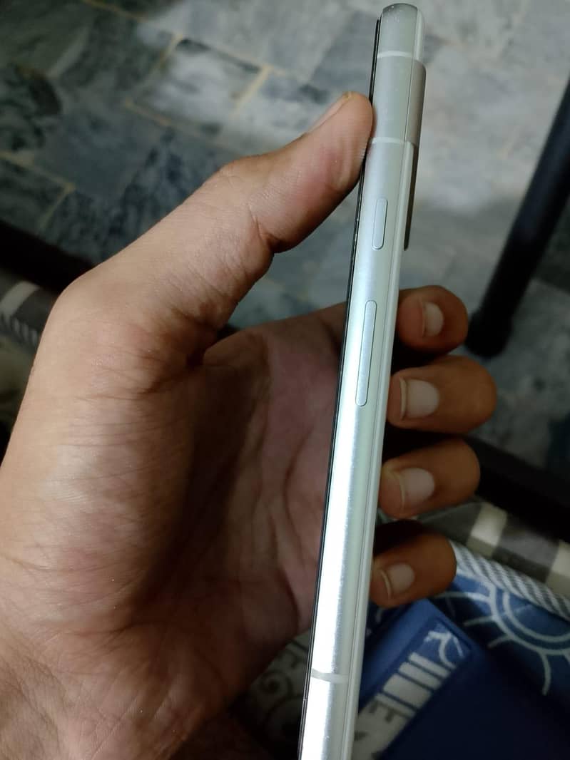 Google Pixel 7a 4