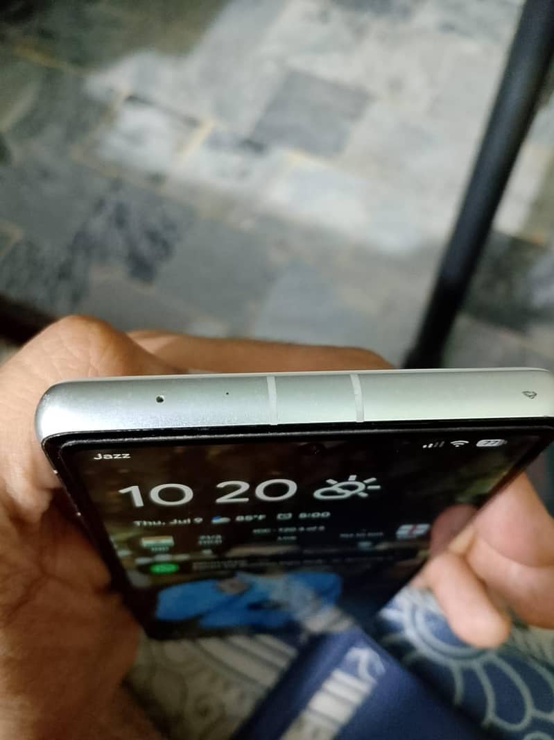 Google Pixel 7a 5
