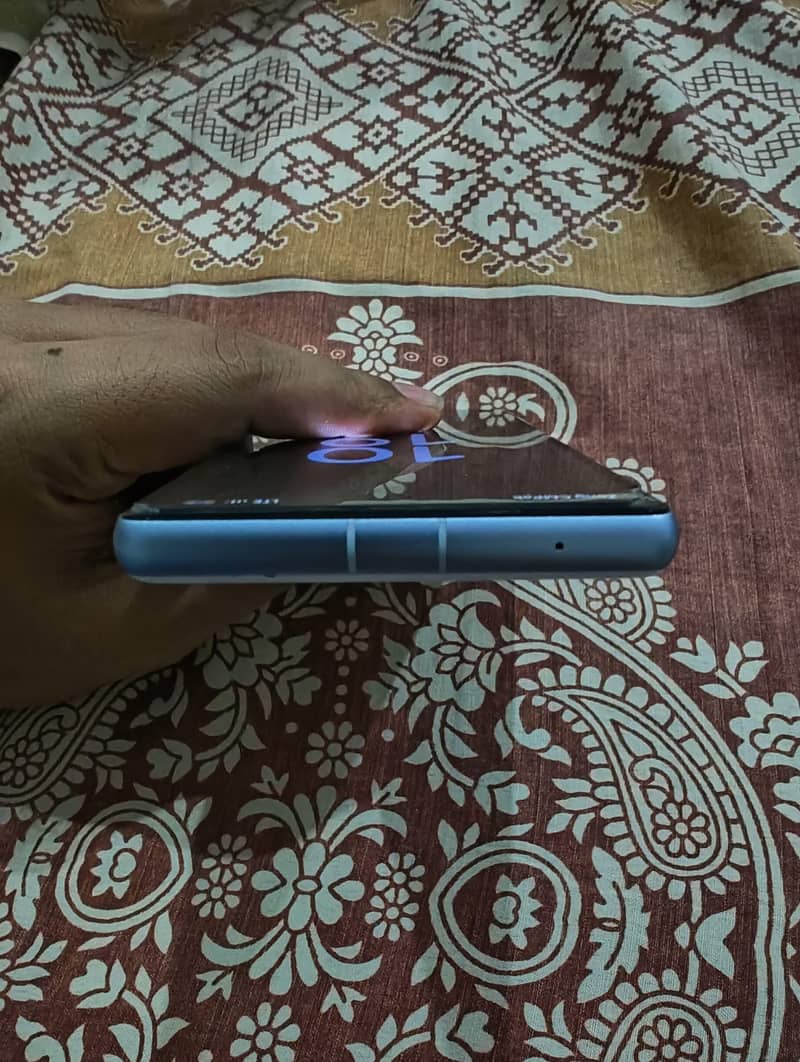 Google Pixel 7a 2