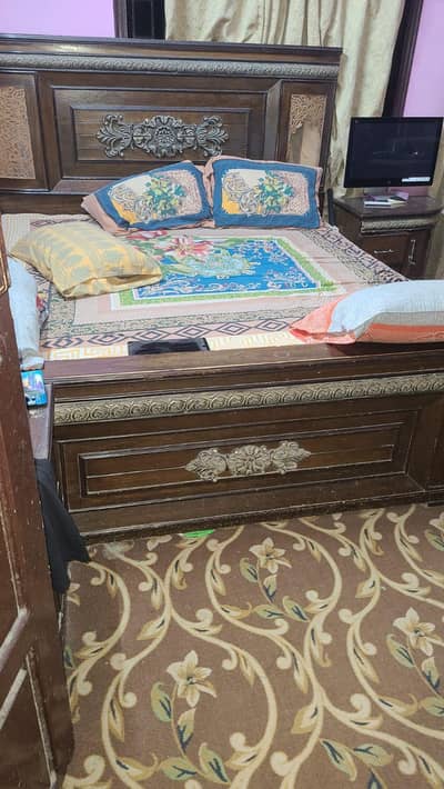 King size bed dressing divider and almirah