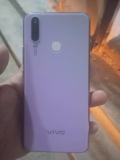 Vivo Y17