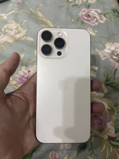 Apple iPhone 16 Pro Max