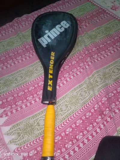 prince quest squash racket