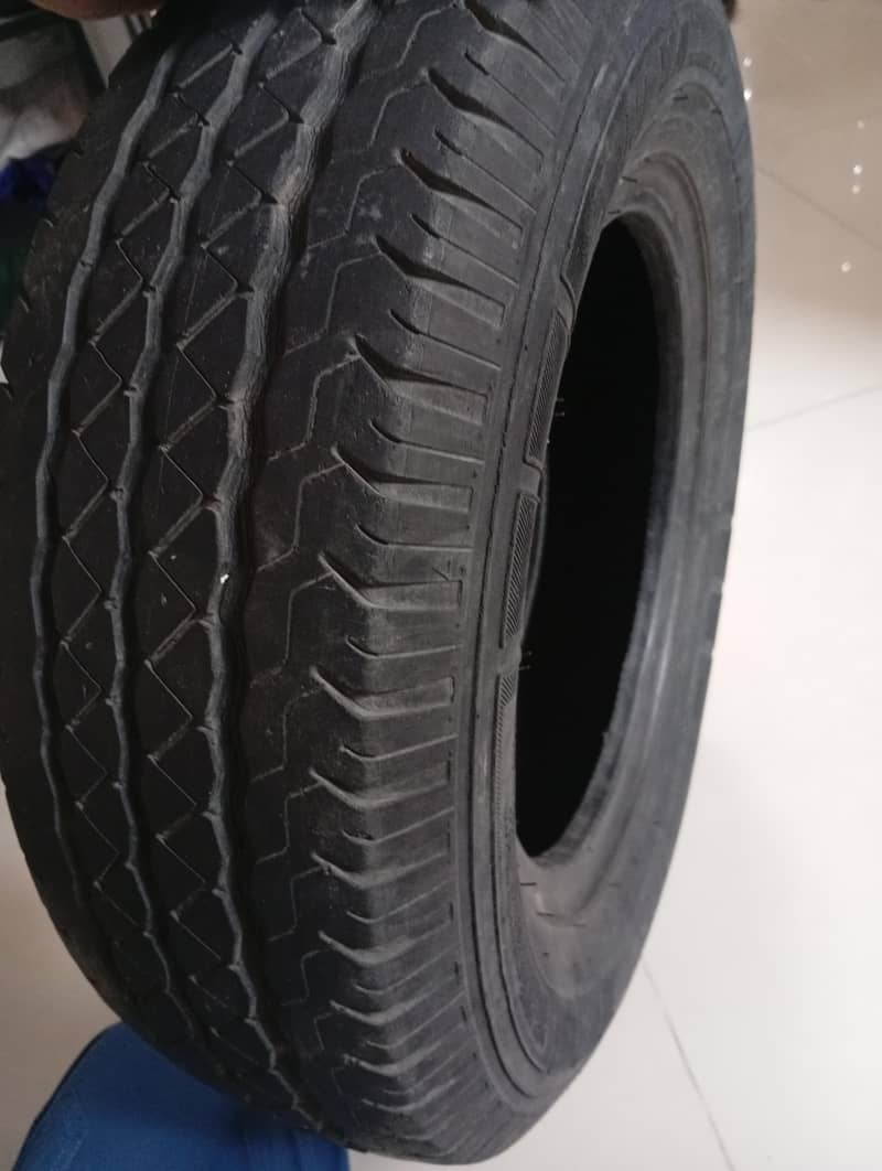 2 Tyres Mehran 2