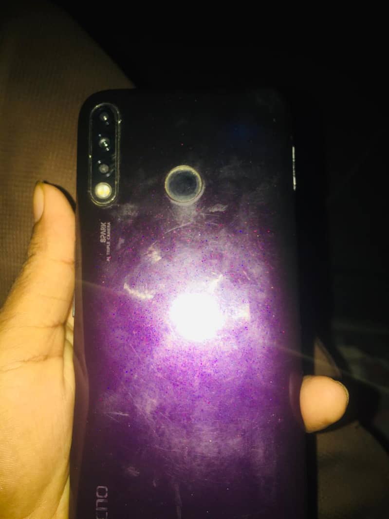 Tecno Spark 4 0