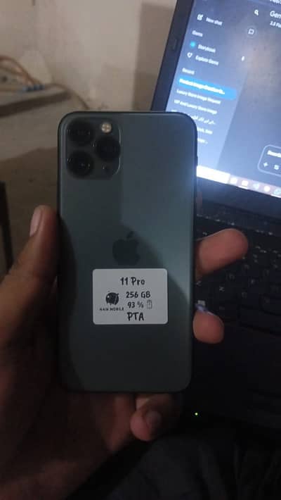 Apple iPhone 11 Pro 93 Bettery Health