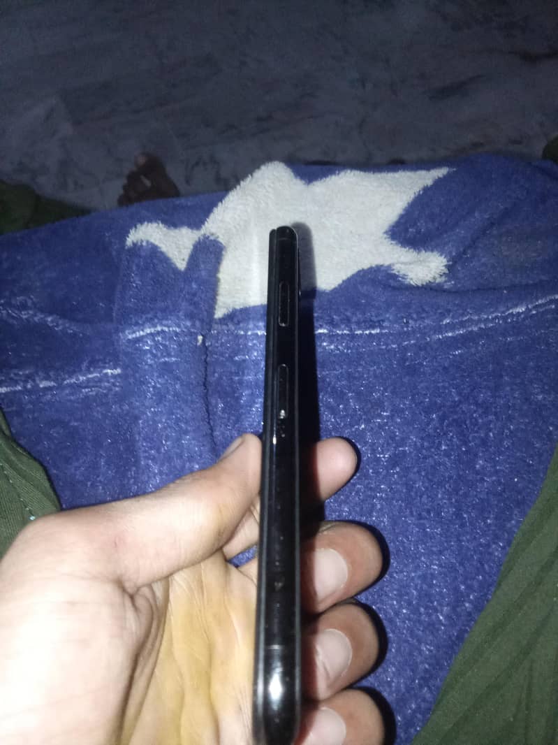 Apple iPhone X 6