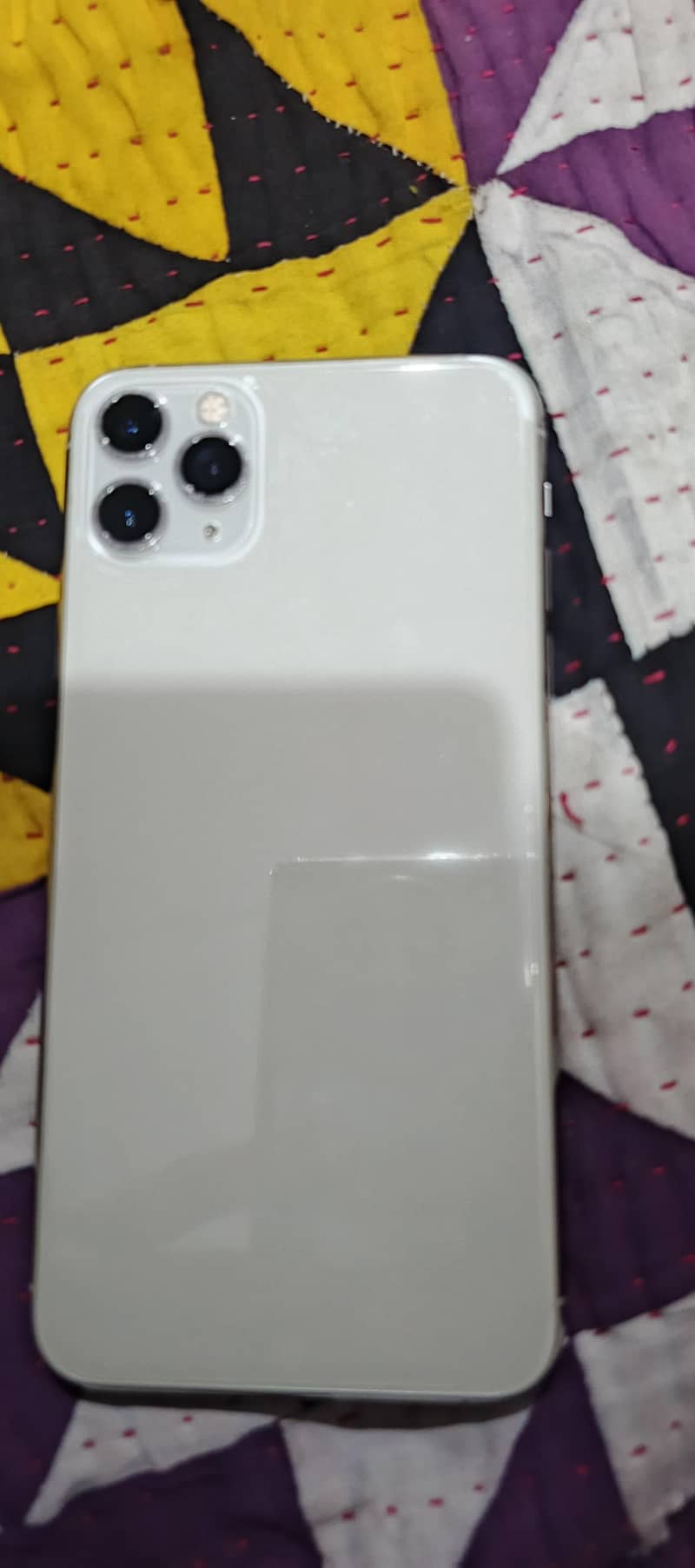 Apple iPhone 11 Pro Max 1