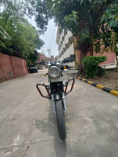 Suzuki GS 150