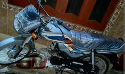 Honda cd 70 dreem full new bike