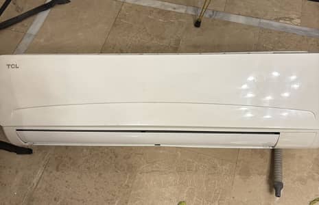 TCL 1 Ton Non-Inverter AC
