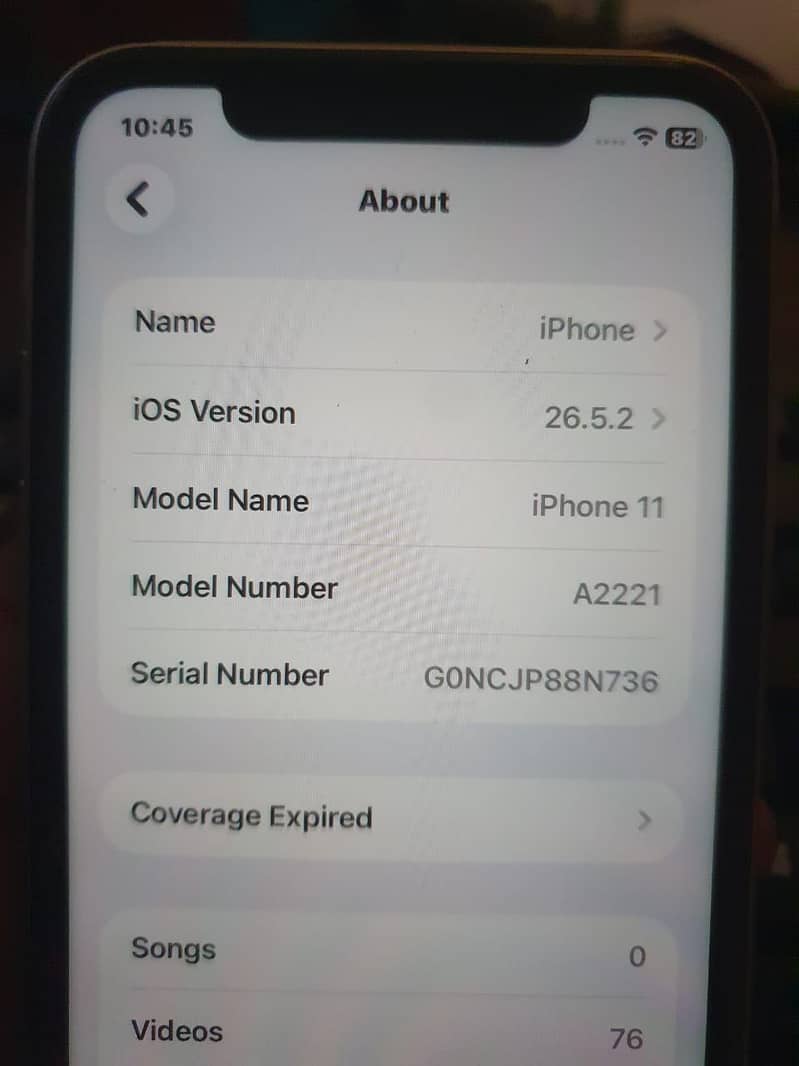 iPhone 11 3
