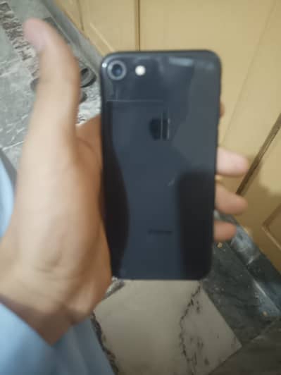 Apple iPhone 8