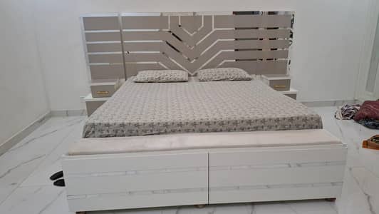 Premium Modern Bed Set with Matching Dresser