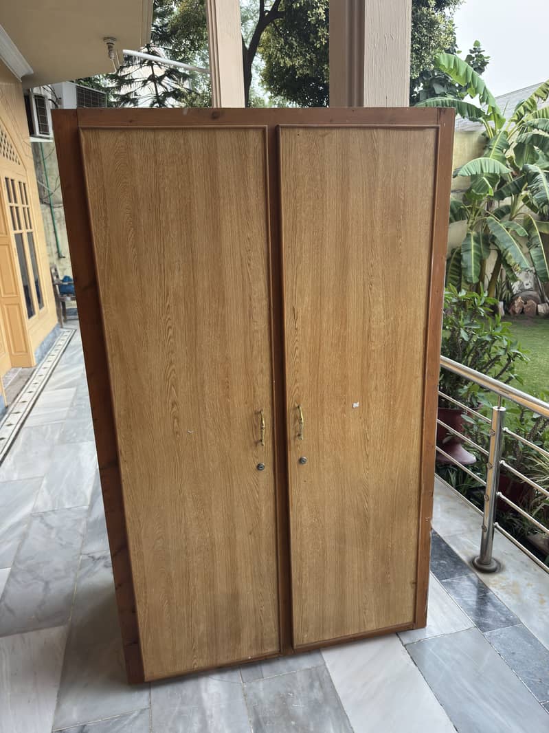 Wardrobe 0