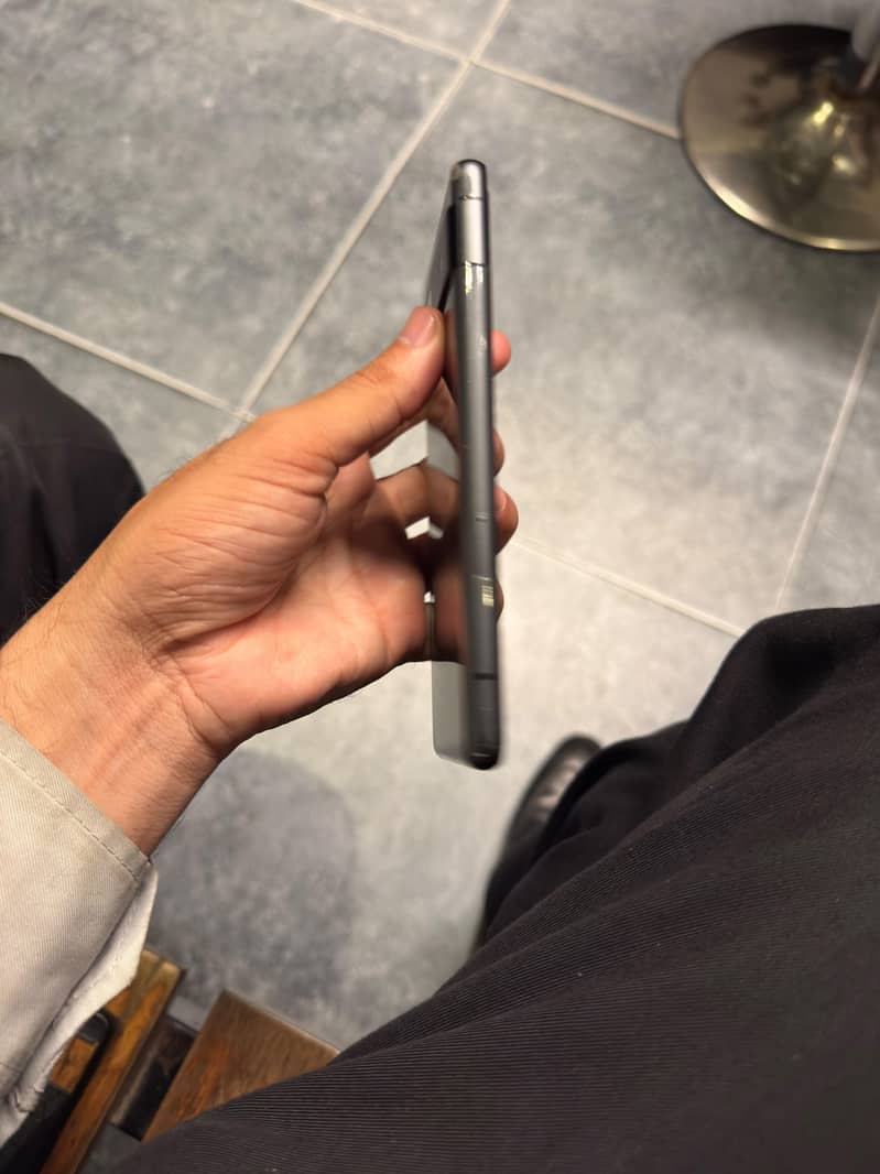 Google Pixel 7a 1