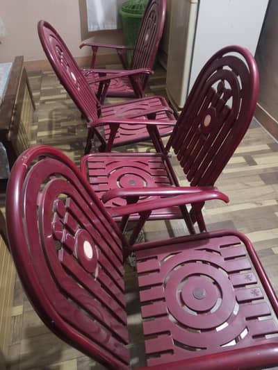 Chair set of 4 pieces for urgent sale