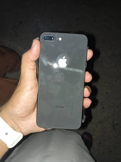 iPhone 8 Plus
