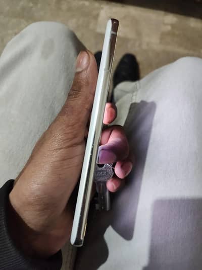 Samsung Mobile S21